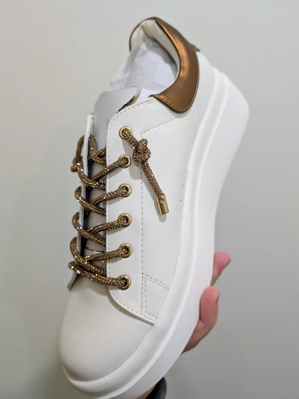 Yellowbox White And Bronze Sneakers With Glitter Laces Size 9